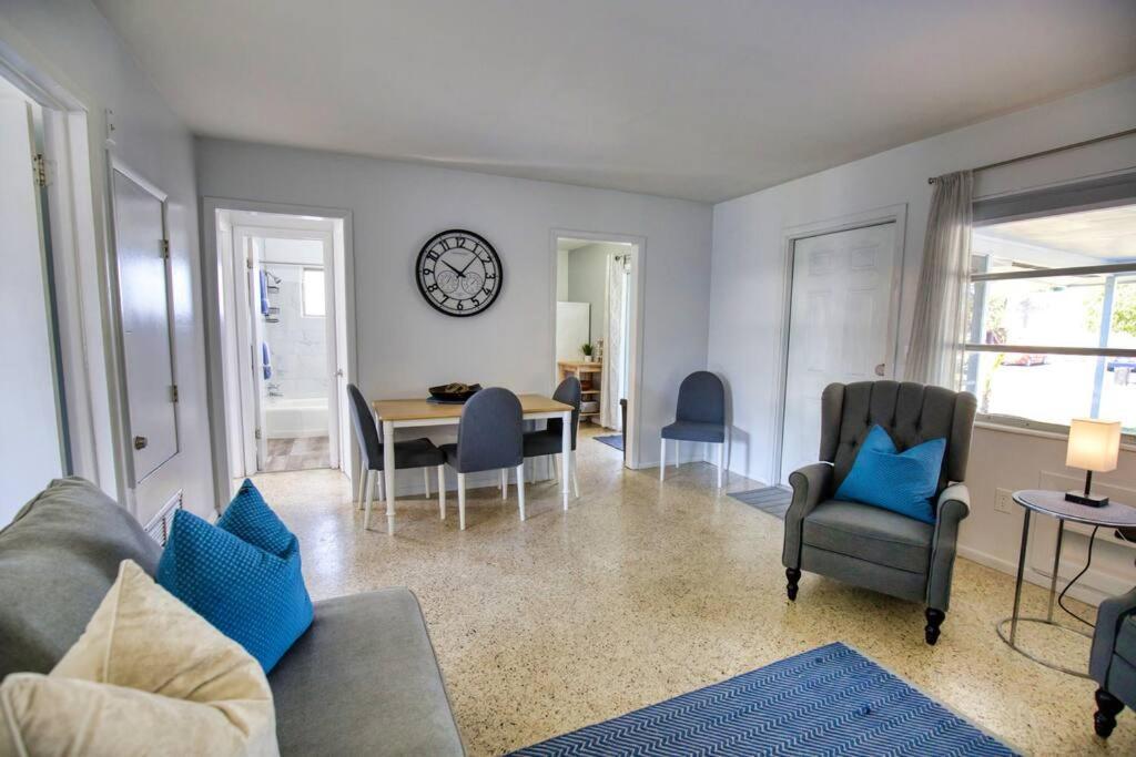 Holiday home 2 King Beds, Patio, Siesta Key *